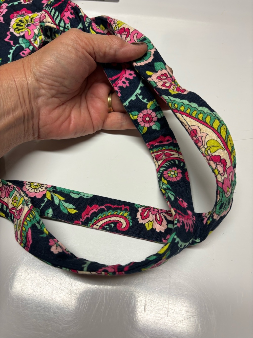 VERA BRADLEY PETAL PAISLEY TOTE BAG - Picture 12 of 14